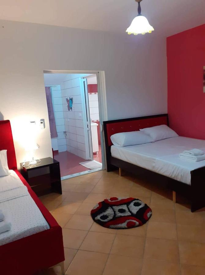 Guest House Krishen Përmet Exteriér fotografie