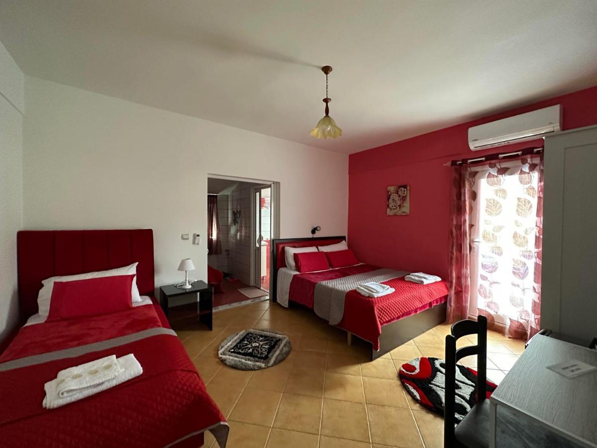 Guest House Krishen Përmet Exteriér fotografie
